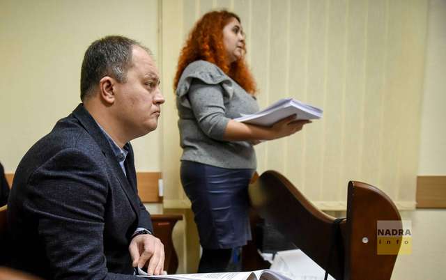 Дмитро Федаш і Ольга Лісковська відзначають, що значно більшим постачальником продукції до РФ, ніж Демурінський ГЗК, була державна Обʼєднана гірничо-хімічна компанія