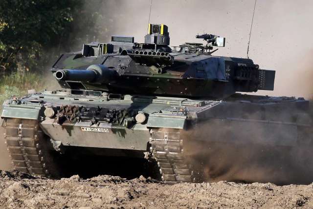 Німецький танк Leopard 2 на демонстраційному заході в Мюнстері