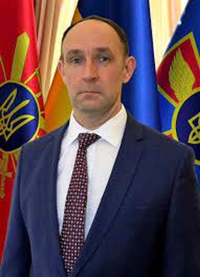 Денис Шарапов