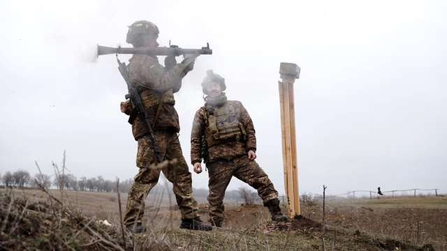 Бійці 53 ОМБр показали фронтові будні на Донбасі_2