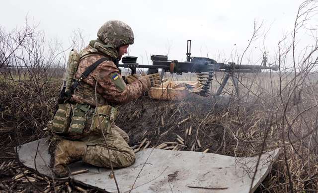 Бійці 53 ОМБр показали фронтові будні на Донбасі_9
