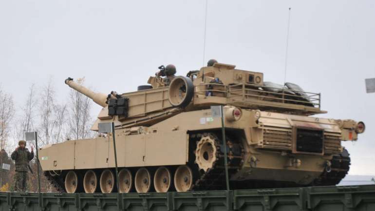 США відправлять Україні 31 танк Abrams за $400 млн, - Bloomberg