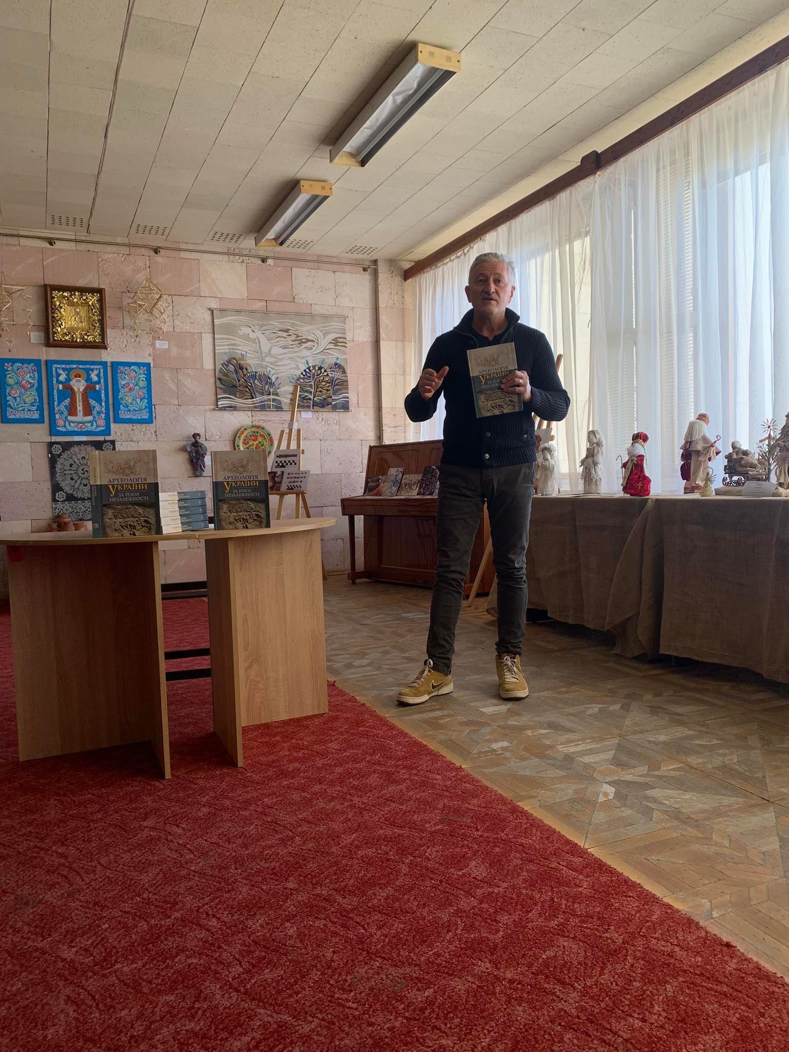 У Полтаві відбулася презентація унікального видання присвяченого археології України_8