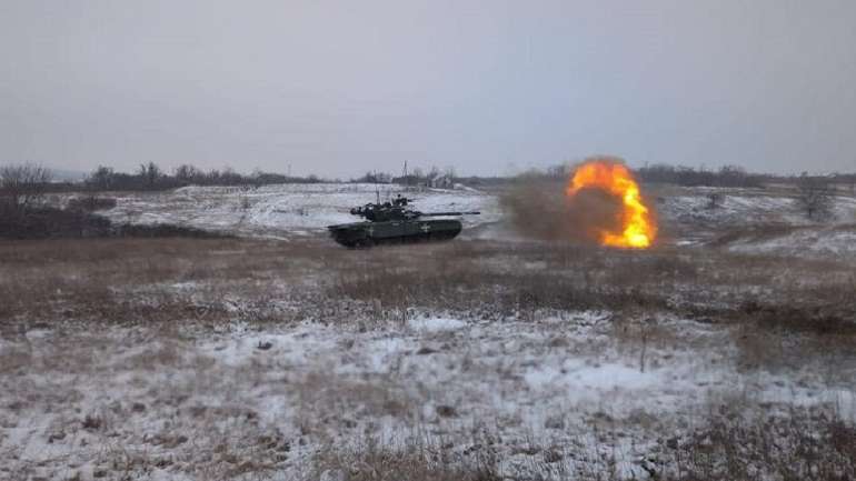 Січеславські десантники 25 бригади «осідлали» танки на Донбасі