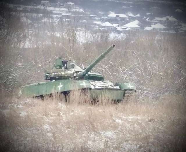 Січеславські десантники 25 бригади «осідлали» танки на Донбасі_1