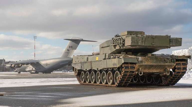 Канада відправила до України танки Leopard 2A4
