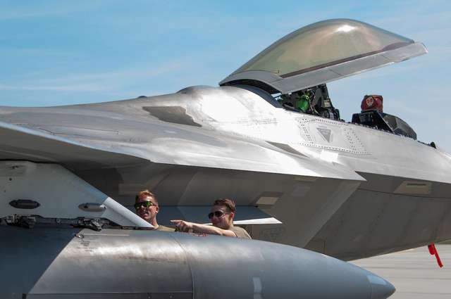 Що «ні» винищувачам F-16 може означати для України_3