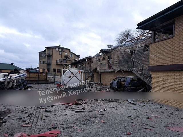 Бавовнятко завітало в окуповану росіянами Нову Каховку_1
