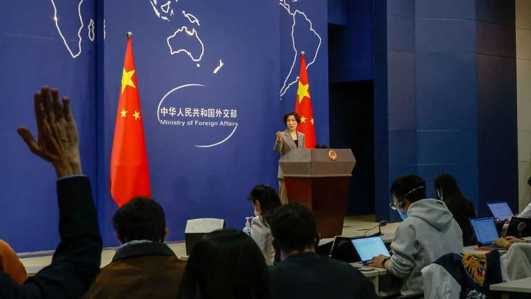 У понеділок на прес-конференції в Пекіні Мао Нін, речниця міністерства закордонних справ Китаю, відповідала на питання про заблудлу повітряну кулю, яка перелетіла Сполученими Штатами.