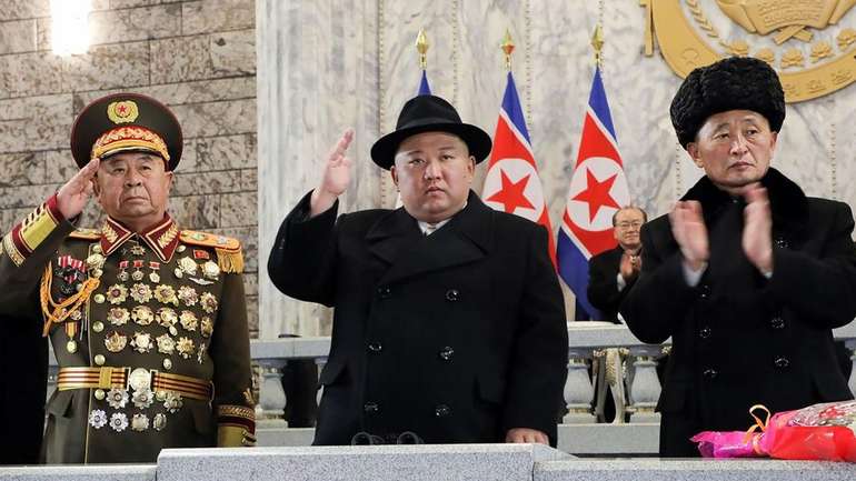 Північна Корея продемонструвала нове озброєння