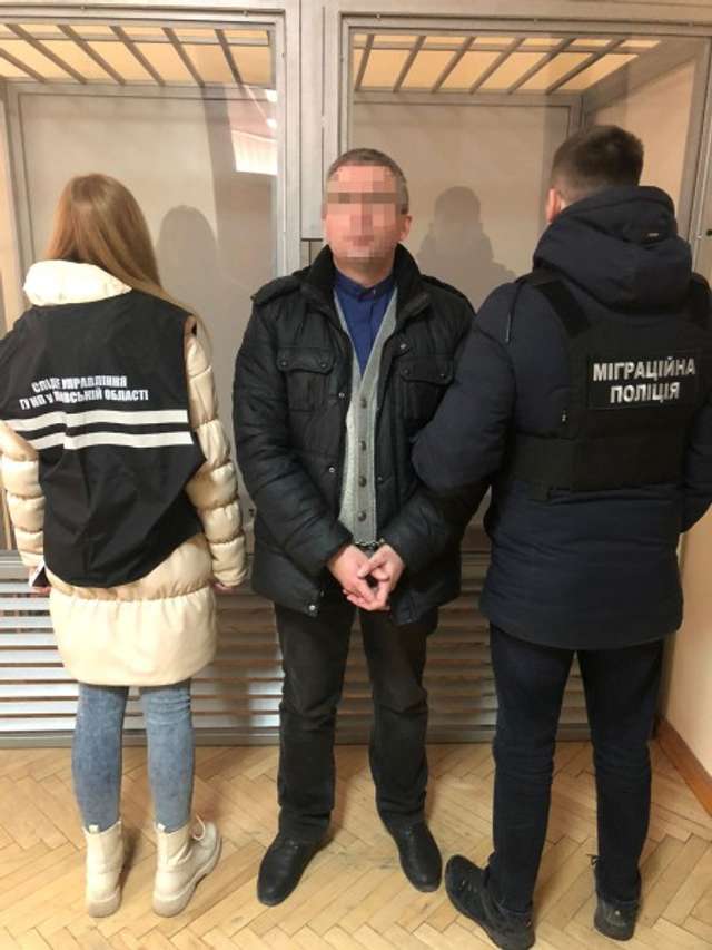 Львівський диякон РПЦ (ФСБ) ґвалтував свою неповнолітню доньку_2