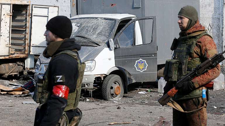 Українська молодь намагається втекти з окупованого Бердянська