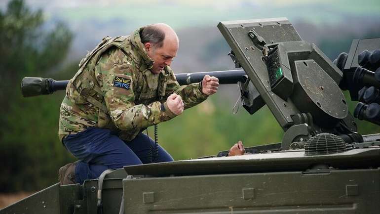 Міністр оборони Великої Британії Воллес завітав до українських військових