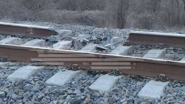 У Криму підірвано частину залізниці