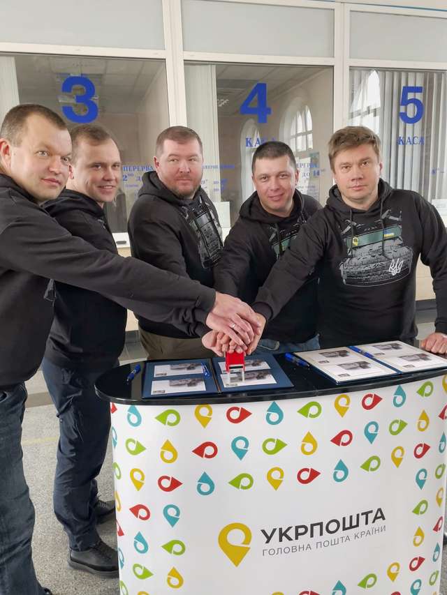 Обзивайте як хочете, але сповзаємо, панове, сповзаємо_1