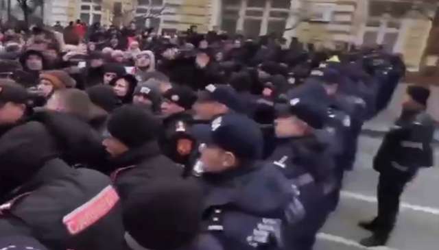 Метастази незавершеної окупації дестабілізують Молдову_1