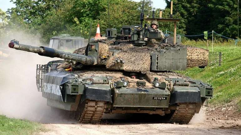 Британія передасть Україні вдвічі більше танків Challenger-2