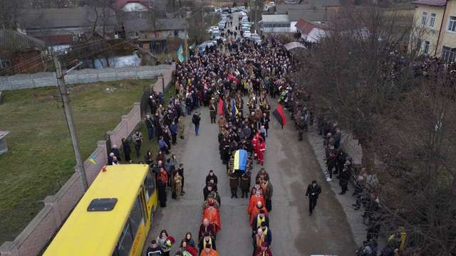 Івано-Франківщина простилася з Героєм України другом «Да Вінчі»_23