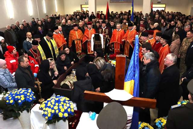 Івано-Франківщина простилася з Героєм України другом «Да Вінчі»_9