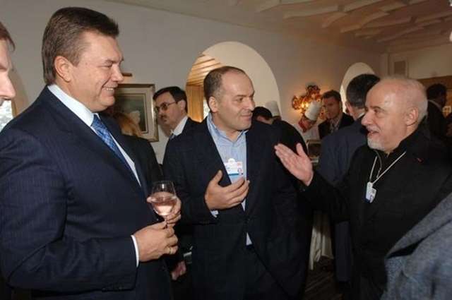  Як повідомляли ЗМІ, Пінчук таємно робив внески в кампанію відбілювання репутації Віктора Януковича у США 