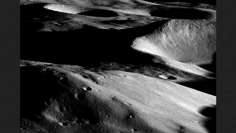 Зонд NASA сфотографував потенційне місце висадки людей на Місяці у 2025 році