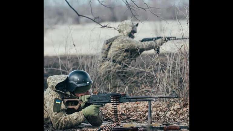 ЗСУ уразили базу окупантів у Мелітополі, війська рф наступають у Бахмуті: карти боїв ISW