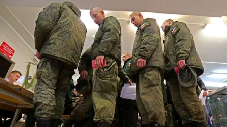 500 тисяч росіян призвали до війська, – Bloomberg