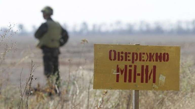 У Японії навчили штучний інтелект виявляти міни у землі