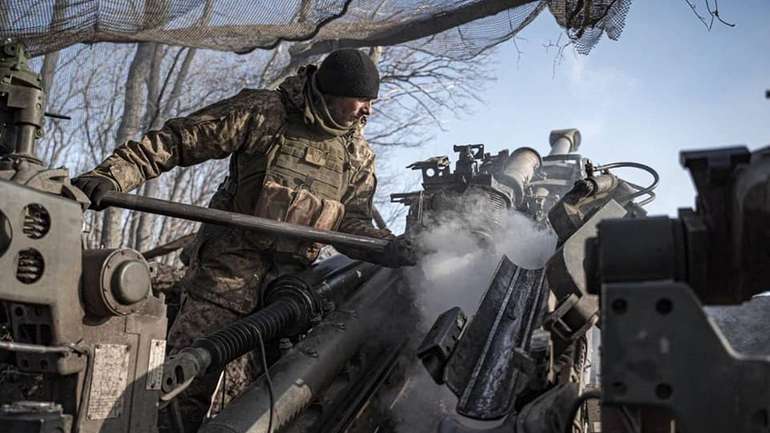 Темпи наступу військ рф знижуються, ЗСУ запобігли оточенню Бахмута: карти боїв ISW