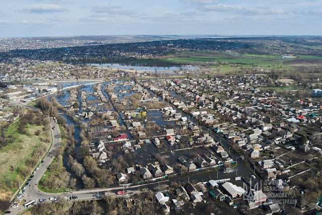 Прифронтовий Краматорськ іде під воду, – Донецька ОВА_3