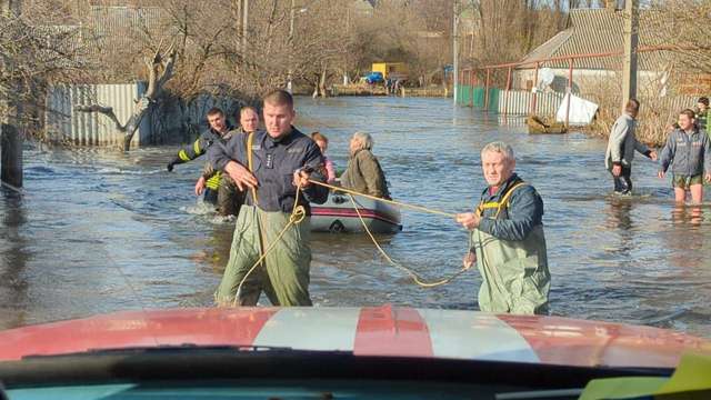 Прифронтовий Краматорськ іде під воду, – Донецька ОВА_1