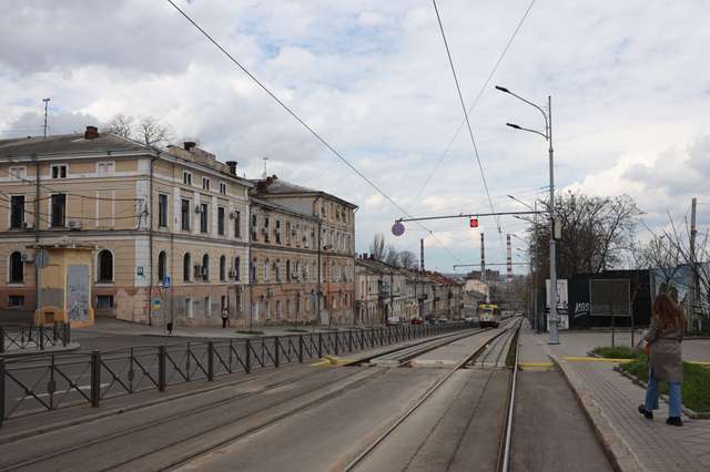 Труханов і «Ростдорстрой» із грошима, а в одеситів – діряві дороги_1