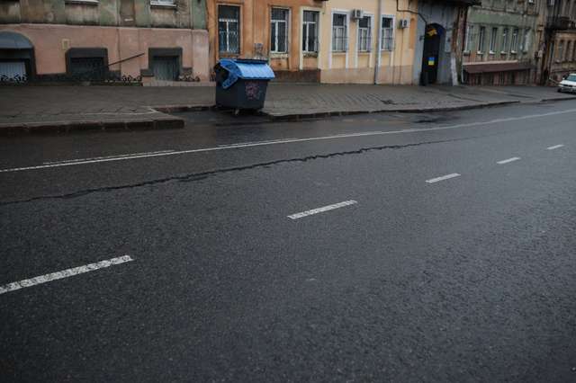 Труханов і «Ростдорстрой» із грошима, а в одеситів – діряві дороги_5
