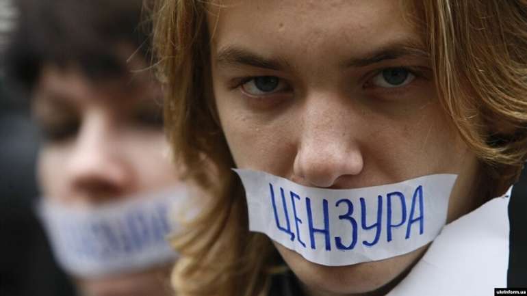 «Слуги» Зеленського насаджують в Україні путінізм