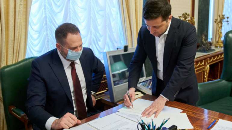 Зеленський просто неспроможний створювати і підтримувати ефективні інституції.