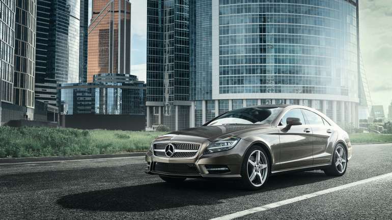 Mercedes позбавив російських водіїв доступу до всіх функцій віддаленого керування автомобілем