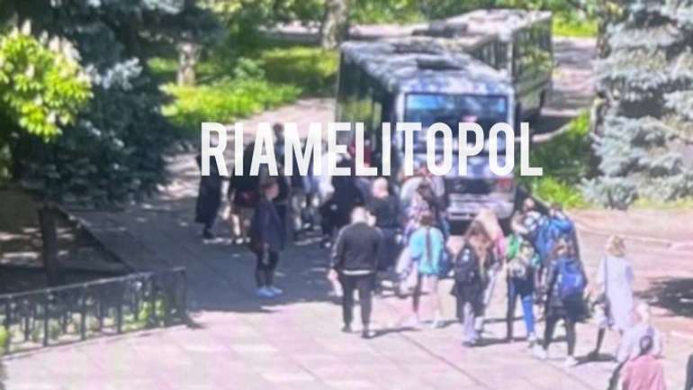 Росіяни почали масову депортацію на півдні Запорізької області