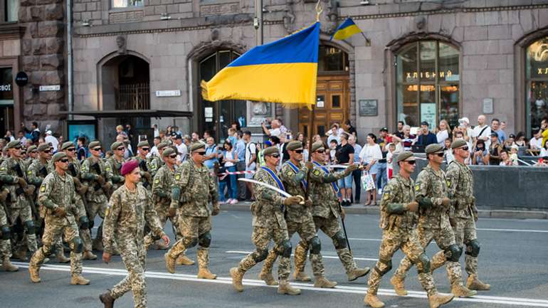 Тільки добірна краща меншість завжди є носієм передових ідей