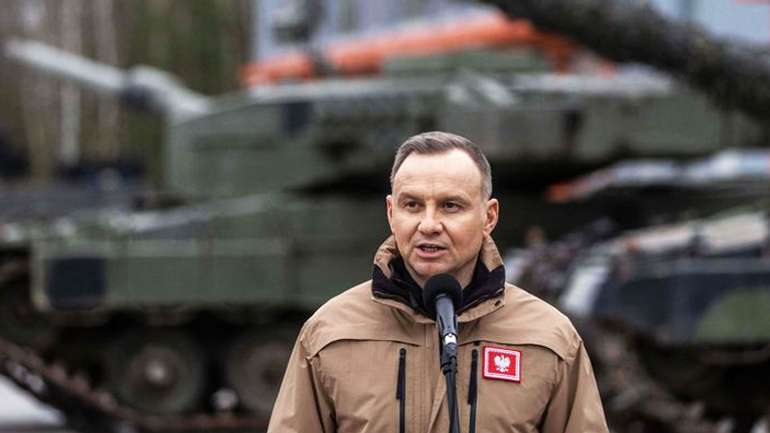 Найбільше танків і винищувачів Україні передала Польща