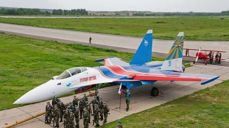 Су-35 (за кодификацією НАТО: Flanker-Е+) ВКС московії
