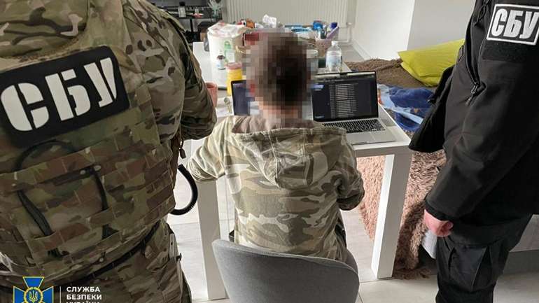 Тилові щури, «малороси» чи зрадники?