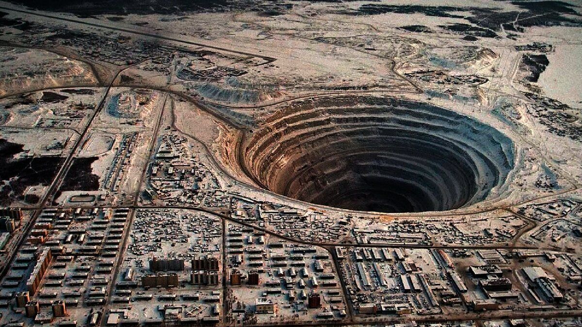 Китай планує просвердлити діру в Землі