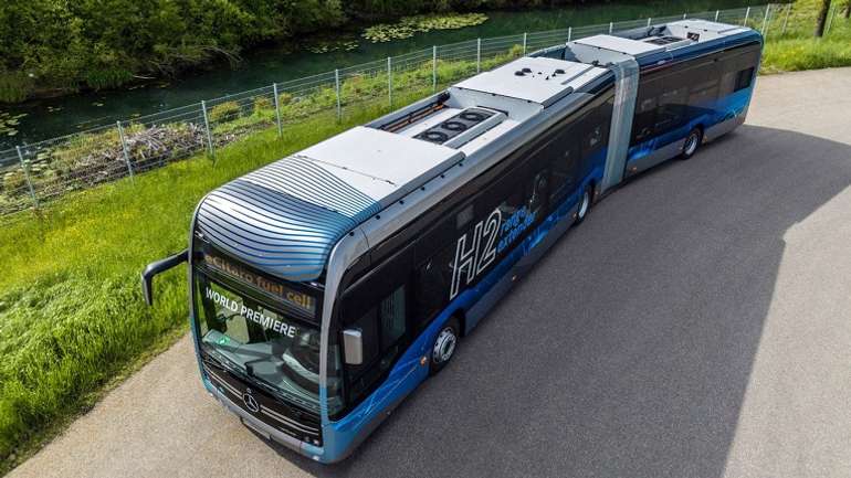 Німці запускають серійне виробництво «водневих автобусів»