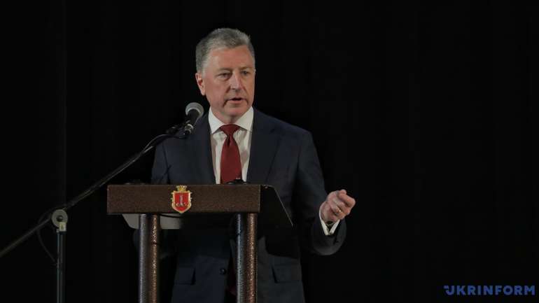Курт Волкер наголосив, що Україні треба негайно надати ATACMS, винищувачі F-16 та штурмовики A-10