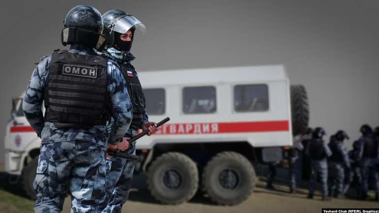 За завісою війни