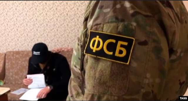 За завісою війни_1