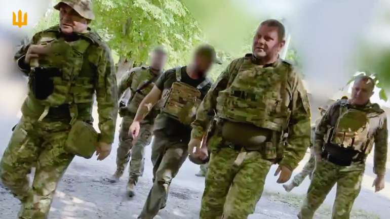 Головком Залужний відвідав фронт