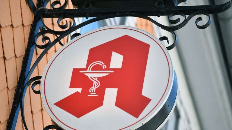 Чому в Німеччині масово зачиняються аптеки?