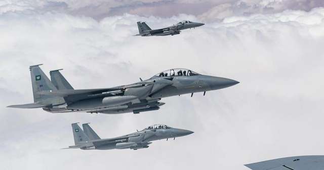 Винищувачі четвертого покоління F-15S Eagle Королівських військово-повітряних сил.