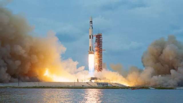 Запуск ракети Saturn V з Космічного центру Кеннеді, Флорида, 14 травня 1973 року